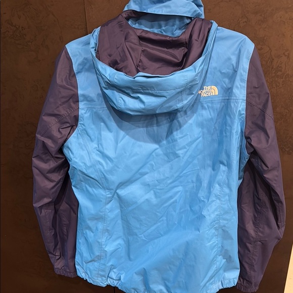 The North Face Blue and Navy Jacket - Picture 4 of 7